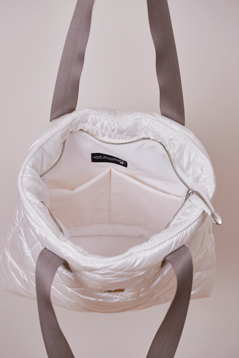 Beyaz  Kapitone Omuz Çantası(Beyaz askılı)
