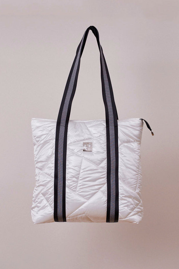 Beyaz  Kapitone Omuz Çantası(Siyah askılı)