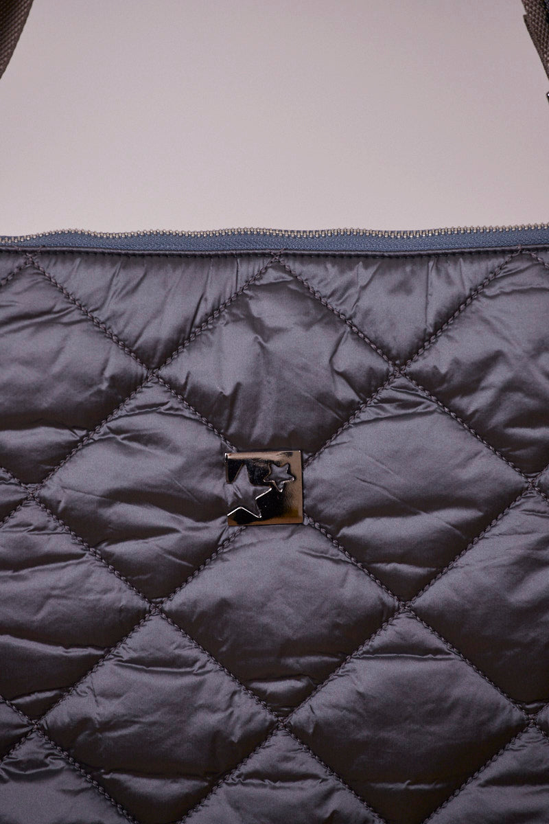 Büyükboy Gri Kapitone Çapraz Çanta (Gri askılı)