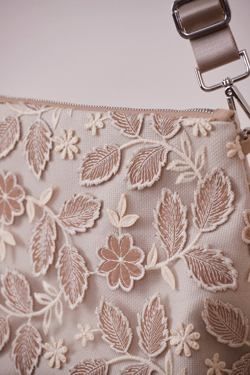 Yapraklı Portföy Çanta  (Çapraz Askılı)