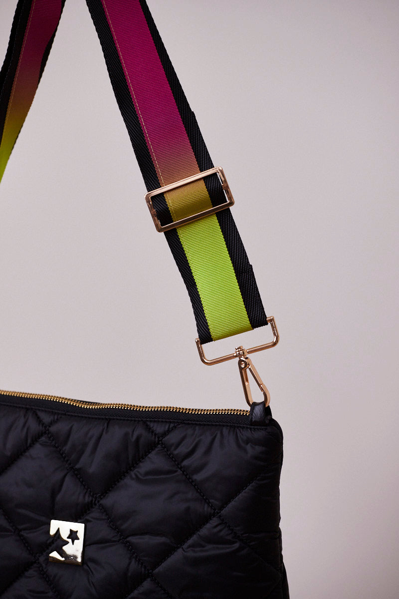 Büyükboy Siyah Kapitone Çapraz Çanta (Pembe askılı)